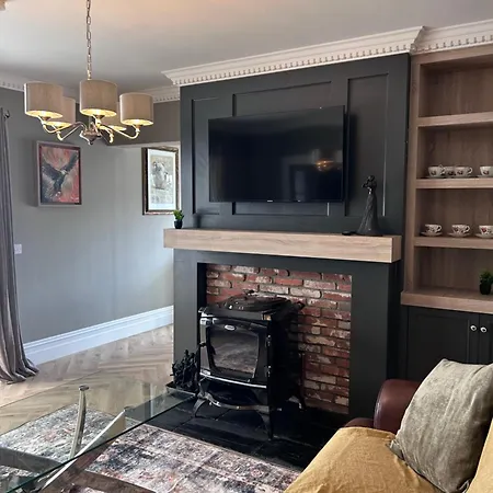 Creagh Road House *