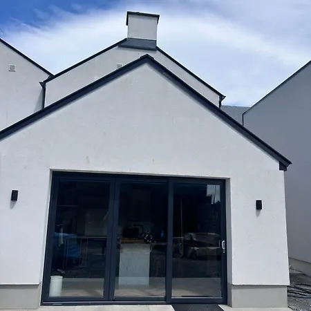 Creagh Road House